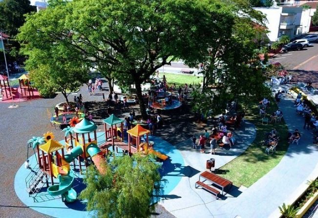 Praça Alibindo Rigon, conhecida por Praça dos Brinquedos é amplamente frequentada por crianças (Foto: Prefeitura de Tenente Portela) 