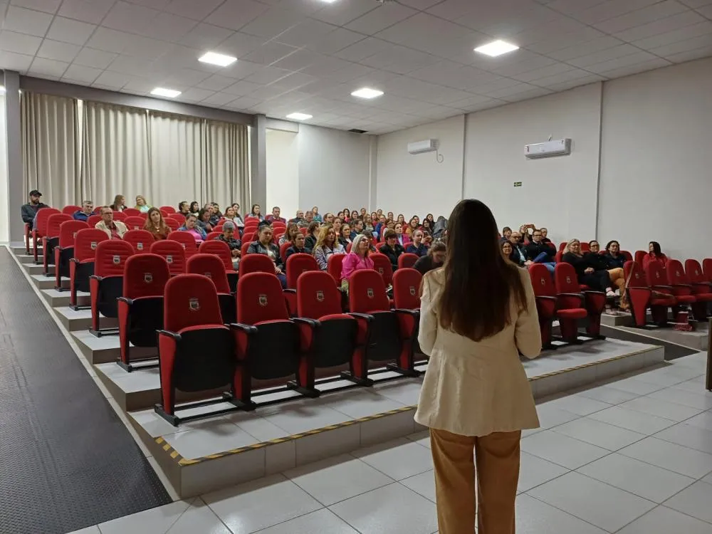 Palestra ocorreu no último dia 19 (Foto: Prefeitura de Derrubadas)