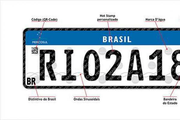 Em maio deste ano, a resolução do Conselho Nacional de Trânsito (Contran) que regulamenta a produção das placas foi publicada no Diário Oficial da União. (Foto: Divulgação/Agência Brasil)