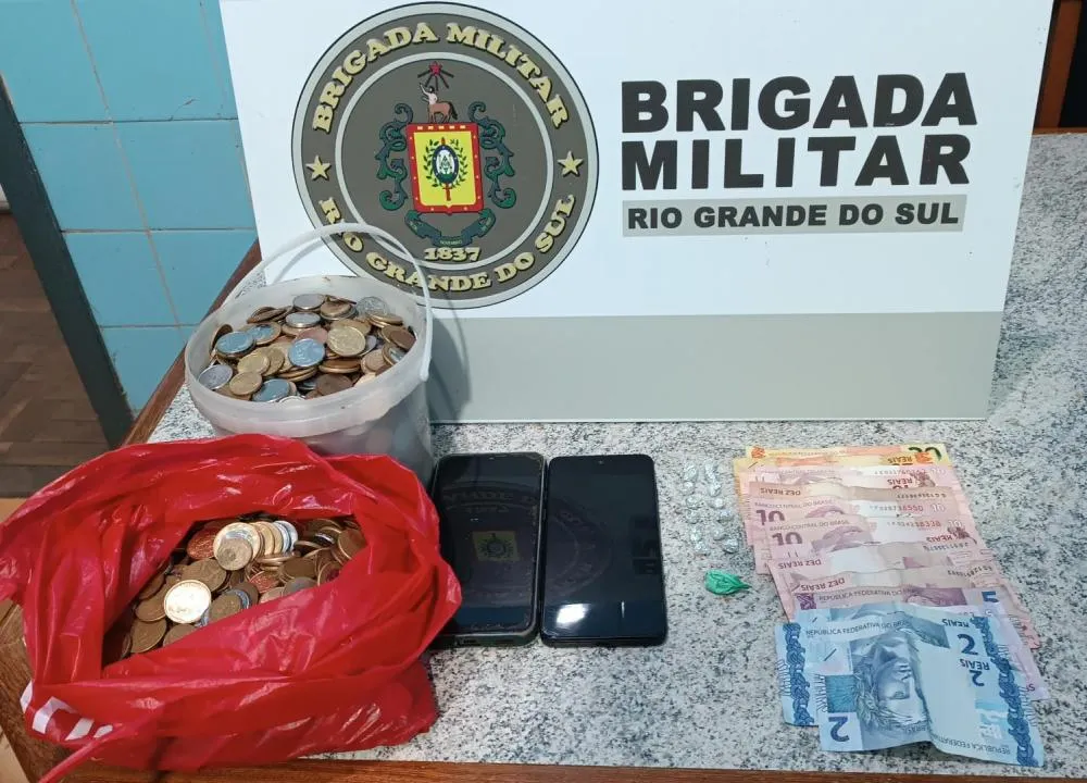 Produtos apreendidos durante ação da Brigada Militar (Foto: Brigada Militar)