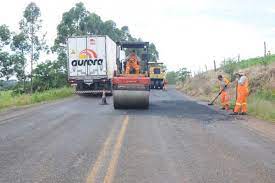 Equipe realizando as primeiras ações na manhã de hoje. (Foto: Reprodução/FolhadoNoroeste)