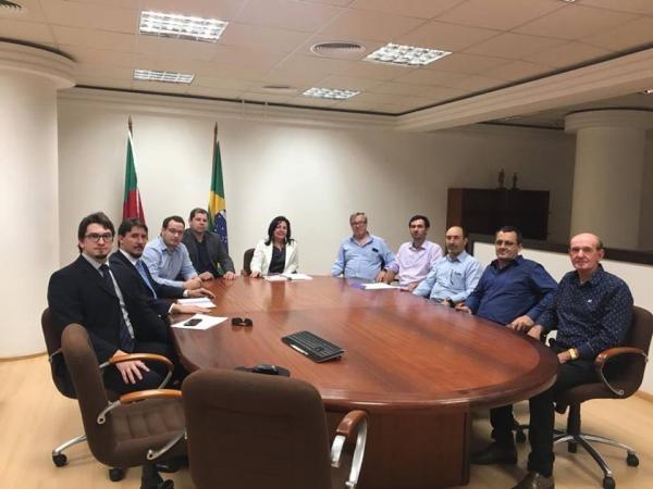 Reunião ocorreu nesta terça-feira, no Palácio da Justiça em Porto Alegre (Foto: Reprodução/Facebook)