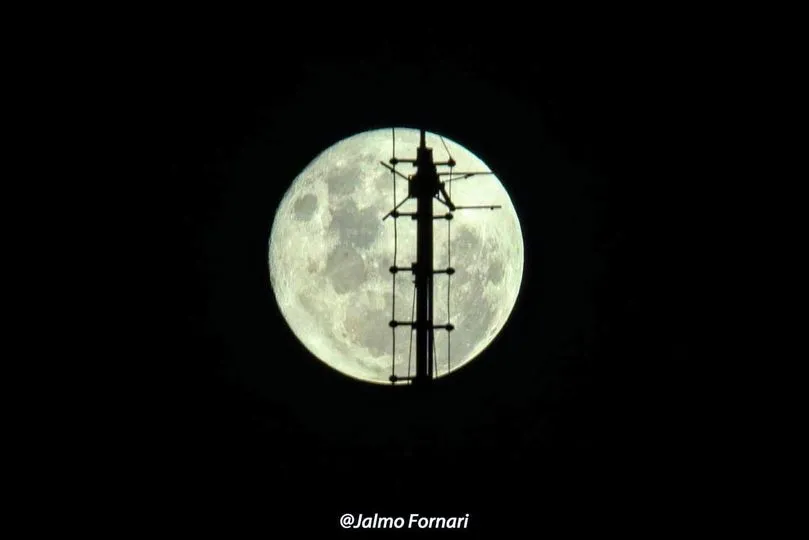 Emissora está completando 35 anos nesta segunda-feira (Foto: Jalmo Fornari)