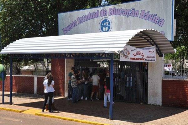 Parte da fachada da Escola Cléia Salete Dalberto, local onde ocorrerá a XIV Feira Interdisciplinar. (Foto: Reprodução/Redes Sociais)