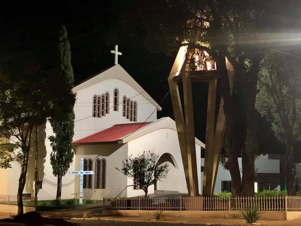 A partir da decisão, estados e municípios podem restringir e proibir a realização de missas e cultos presenciais na pandemia (Foto: Diones Roberto Becker)