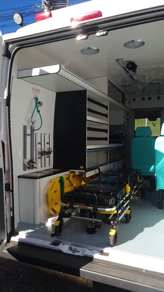 Alteração na ambulância foi custeada com recursos próprios da Administração Municipal (Foto: Reprodução/Rádio A Verdade)