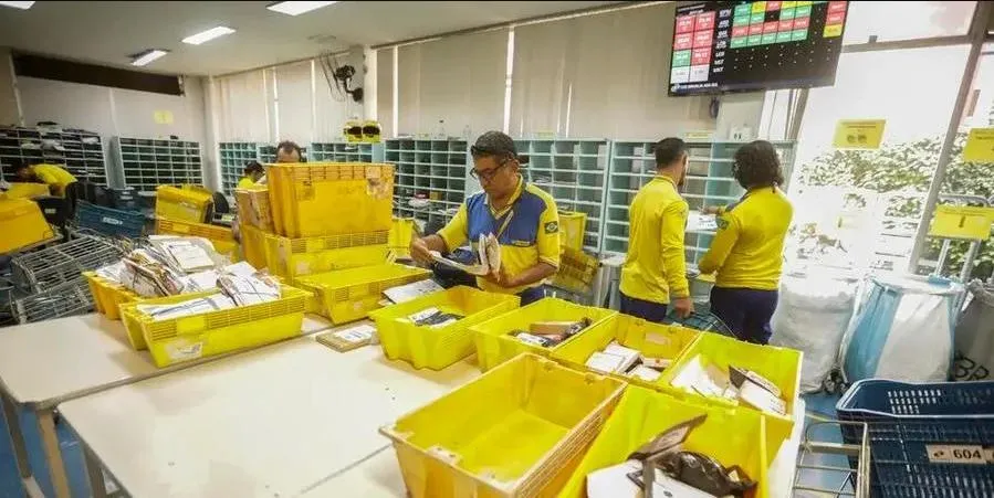 Segundo os Correios, mais de 1,2 milhão de candidatos já se cadastraram. (Foto: Joédson Alves/ Agência Brasil)