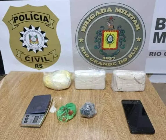Material apreendido durante a ação. (Foto: Divulgação / Polícia Civil)
