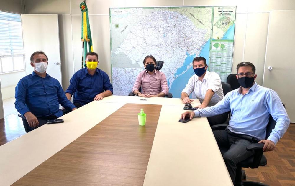 Pleito foi apresentado durante audiência com o secretário estadual de Logística e Transportes (Foto: Divulgação/ASCOM Três Passos)