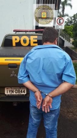Indivíduo possui antecedentes por estelionato e outros crimes (Foto: Divulgação/29º BPM)