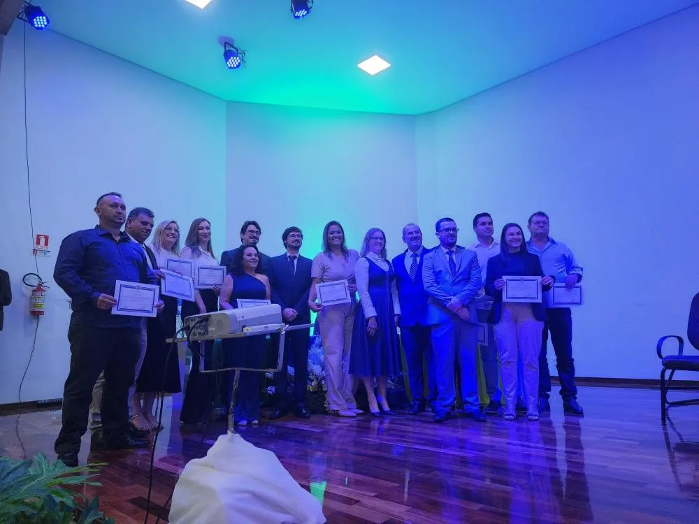 Eleitos de Tenente Portela foram diplomados no dia 13 de dezembro (Foto: Jonas Martins)