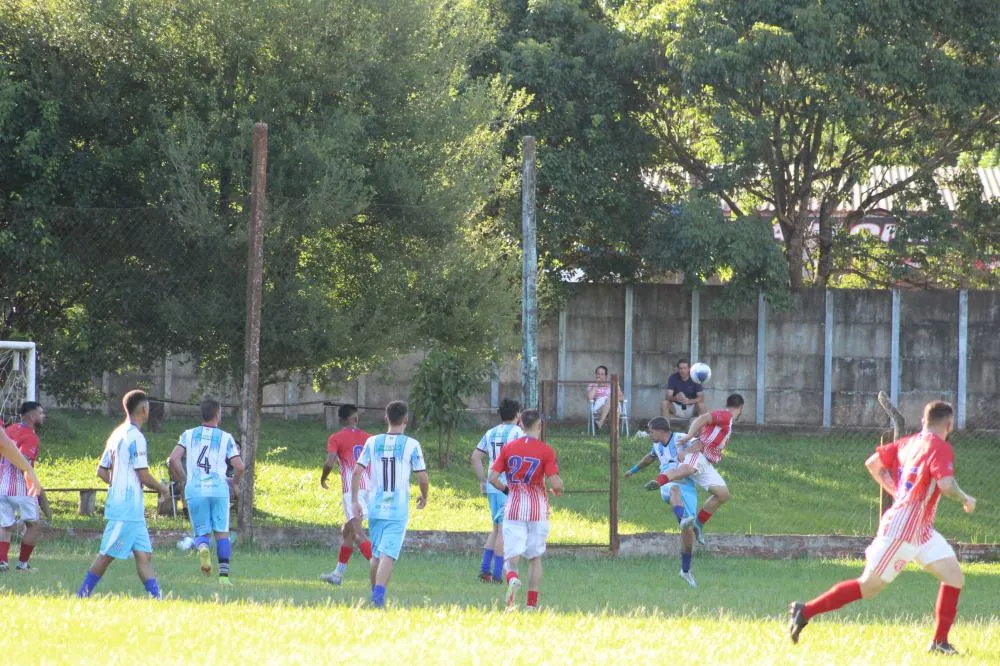 Demais partidas das oitavas de final da competição irão acontecer no próximo sábado e domingo (Foto: Diones Roberto Becker)