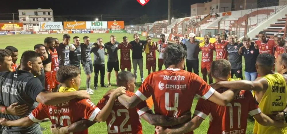 Fotos: Divulgação/E C. São Luiz 