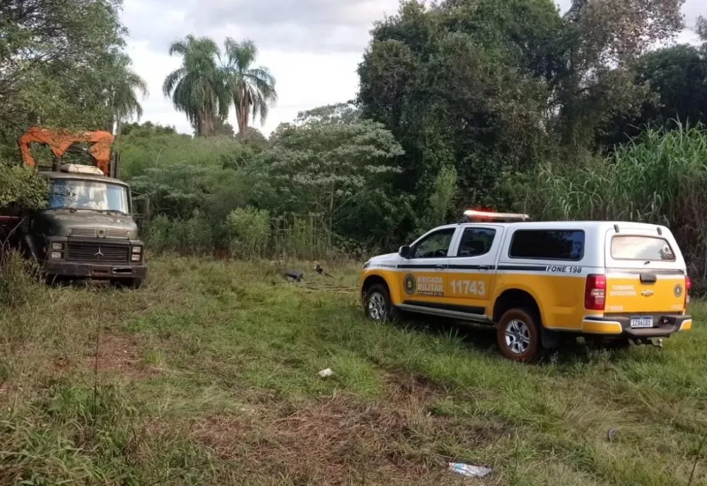 Veículo foi encontrado numa propriedade rural na localidade de Carajá Grande (Foto: Divulgação | Pelotão Rodoviário da Brigada Militar)