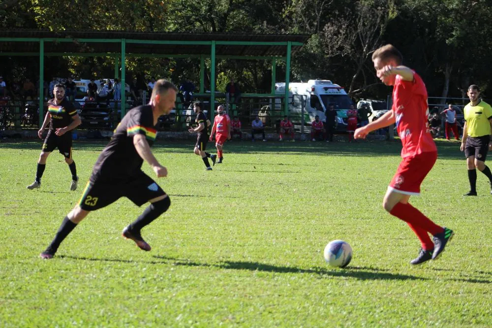 Partidas que apontarão as equipes classificadas ocorrerão nos dias 24 e 25 deste mês (Foto: Diones Roberto Becker)