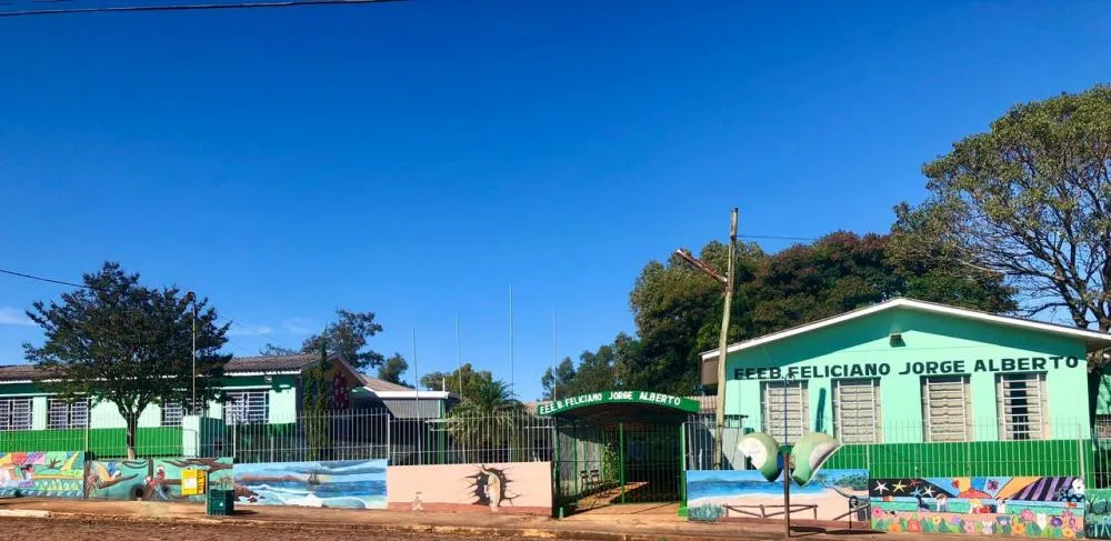 Dificuldade em acompanhar os conteúdos lidera entre os principais motivos para o abandono na rede estadual (Foto: Diones Roberto Becker)