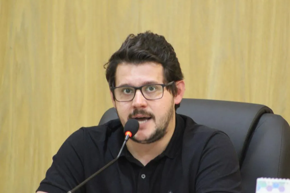 Vereador Felipe Kronbauer argumentou que o Município tem alto custo com energia elétrica (Diones Roberto Becker | Clicportela)