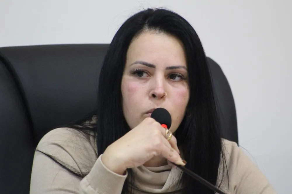 Vereadora Claudiane da Silva lamentou que profissionais usam a contrariedade à atual Administração Municipal para justificar eventuais desleixos ou omissões (Diones Roberto Becker | Clicportela)