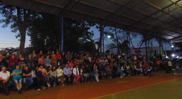 Primeira noite dos eventos natalinos ocorreu na Praça Redenção (Foto: Divulgação/ASCOM Redentora)