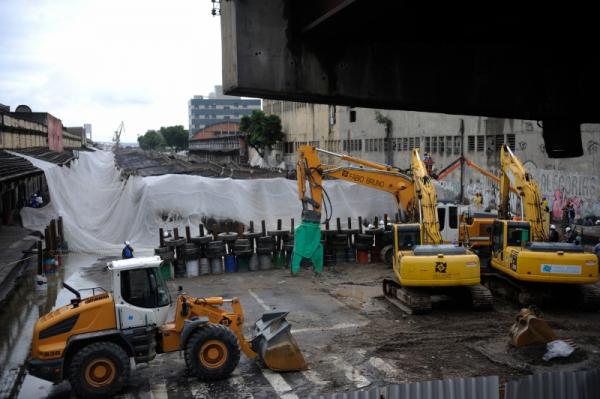 Maioria das obras paralisadas é referente ao setor de infraestrutura (Foto: Reprodução/Agência do Rádio)