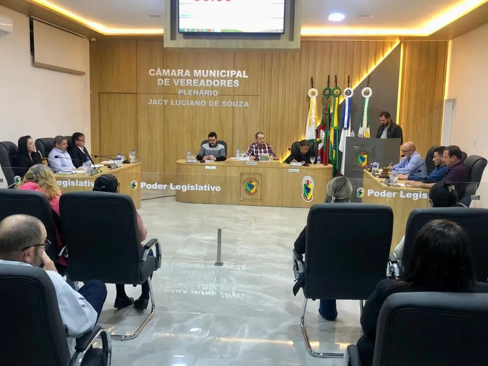 De janeiro a julho, ocorreram 19 sessões ordinárias e três extraordinárias (Foto: Diones Roberto Becker)