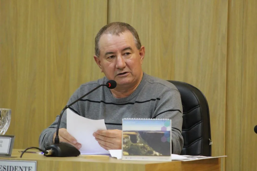 Vereador João Marques Brasil recordou que já houve uma reunião entre Executivo e Legislativo para debater o assunto (Foto: Diones Roberto Becker)