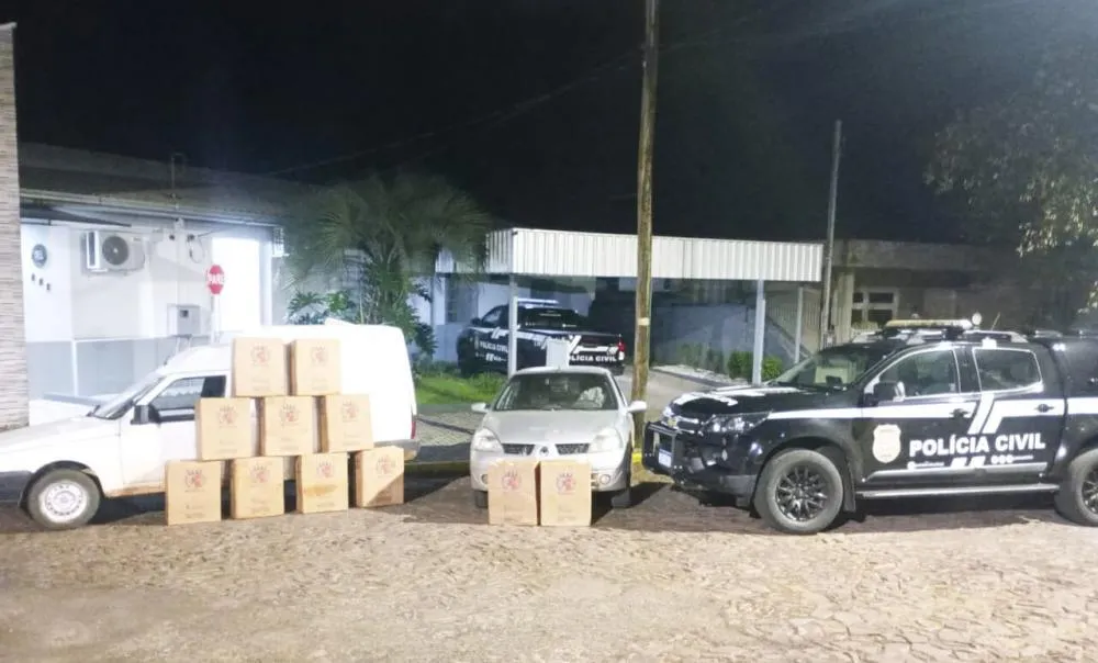 Mercadoria contrabandeada estava em uma propriedade rural no interior do Município (Foto: Divulgação | Polícia Civil)