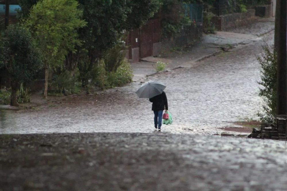 Temperaturas médias apresentaram-se dentro da normal climatológica, sendo que as médias variaram entre 12 e 20°C (Foto: Diones Roberto Becker)