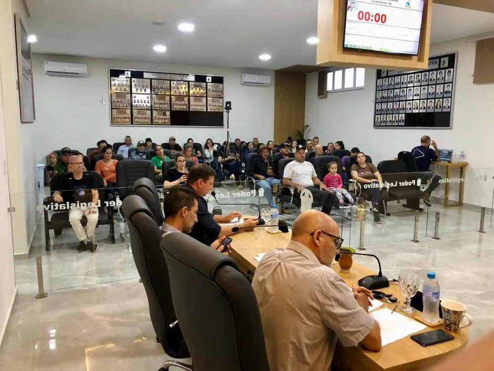 Solicitação requer que o Poder Executivo estude e avalie a viabilidade de instituir auxílio-alimentação no valor de R$ 500,00 (Foto: Diones Roberto Becker)