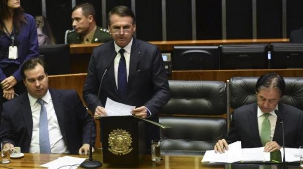 Jair Bolsonaro discursando na Câmara dos Deputados (Foto: Nelson Almeia/AFP/CP)