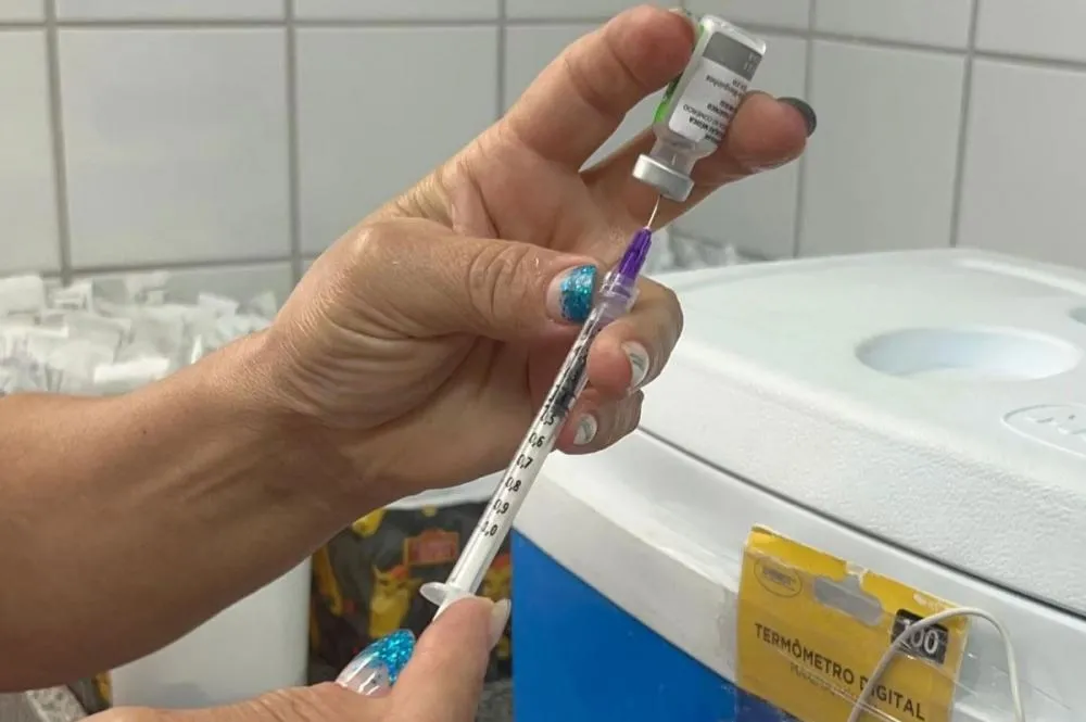 Quem está com esquema vacinal em atraso poderá regularizar situação. (Foto: Kemileyn Freire / Arquivo O TEMPO Betim)