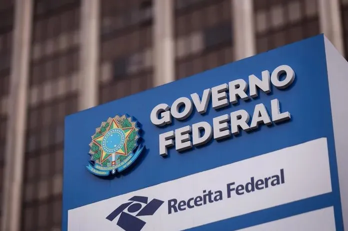 Receita Federal ainda permite usar o Portal e-CAC e o aplicativo de celular para preencher declaração. (Foto: Bruno Todeschini / Agencia RBS)
