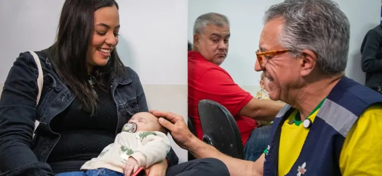 Imunizante protege contra 20 sorotipos da bactéria Streptococcus pneumoniae, principal causadora de doenças graves como pneumonia e meningite (Foto: Rafael Nascimento | Ministério da Saúde)