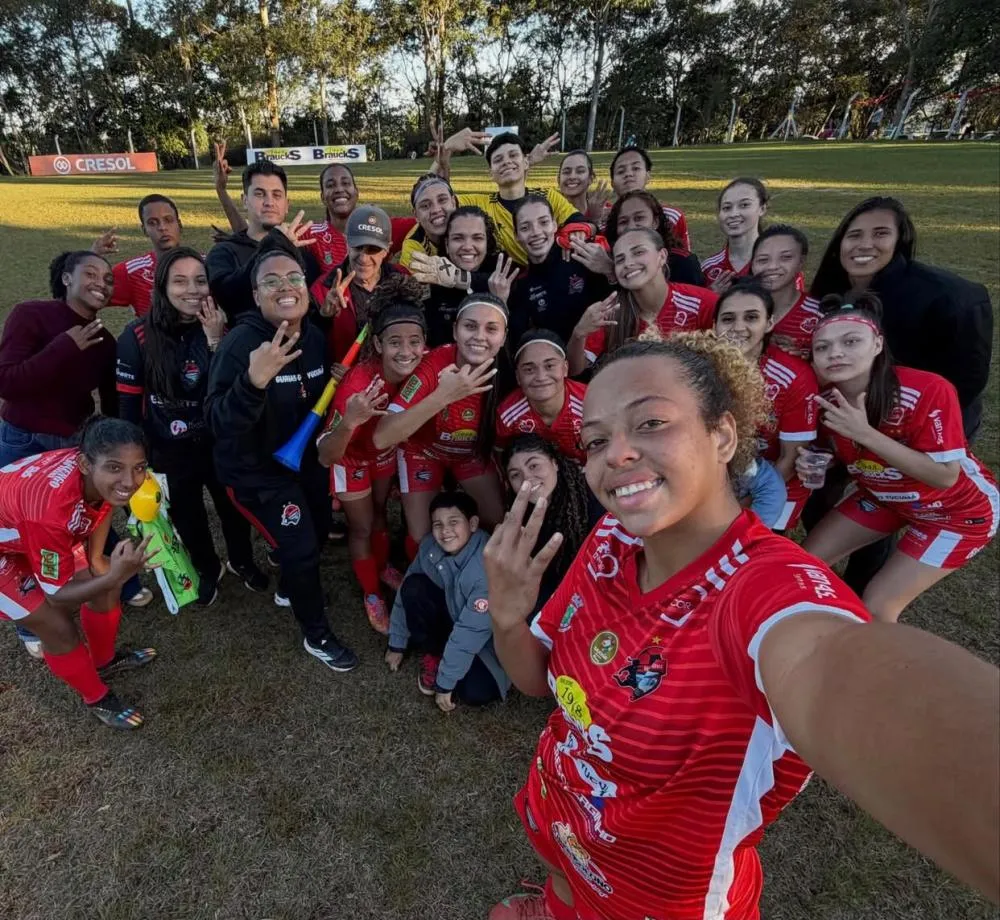 Mesmo apresentando bons resultados esportivos e sociais, o projeto corre o risco de parar por falta de recursos (Foto: Divulgação | Gurias do Yucumã)