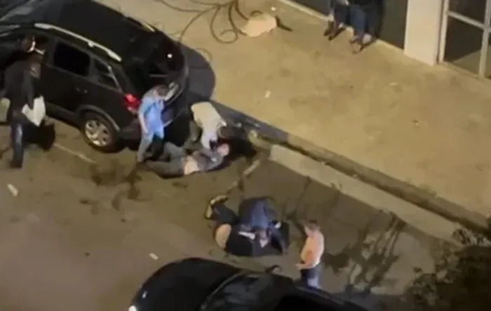 Jovem foi golpeado na região da cabeça por chutes quando já estava caído no chão e desacordado (Foto: Divulgação | Brigada Militar)