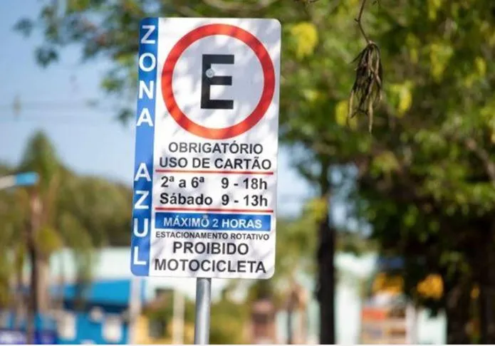 Projeto acaba com pontos na CNH por irregularidades na Zona Azul