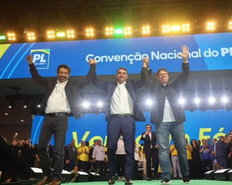 Flávio Bolsonaro é oficializado como candidato do PL à Presidência da República