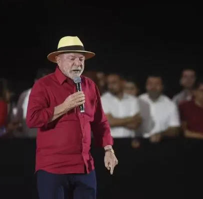 PT oficializa Lula como candidato à reeleição