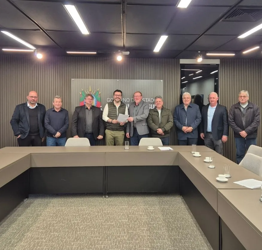 Audiência realizada em Porto Alegre buscou encaminhamentos para demandas regionais e municipais (Foto: Divulgação | AMUCELEIRO)