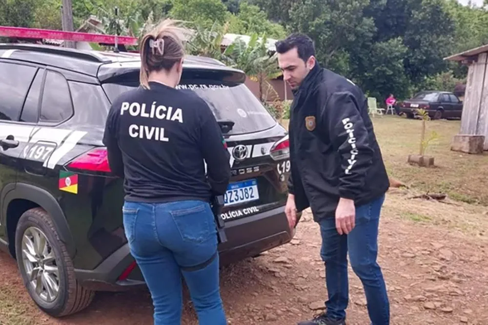Após o cumprimento das ordens judiciais, as três mulheres foram encaminhadas ao presídio regional (Foto: Divulgação | Polícia Civil)