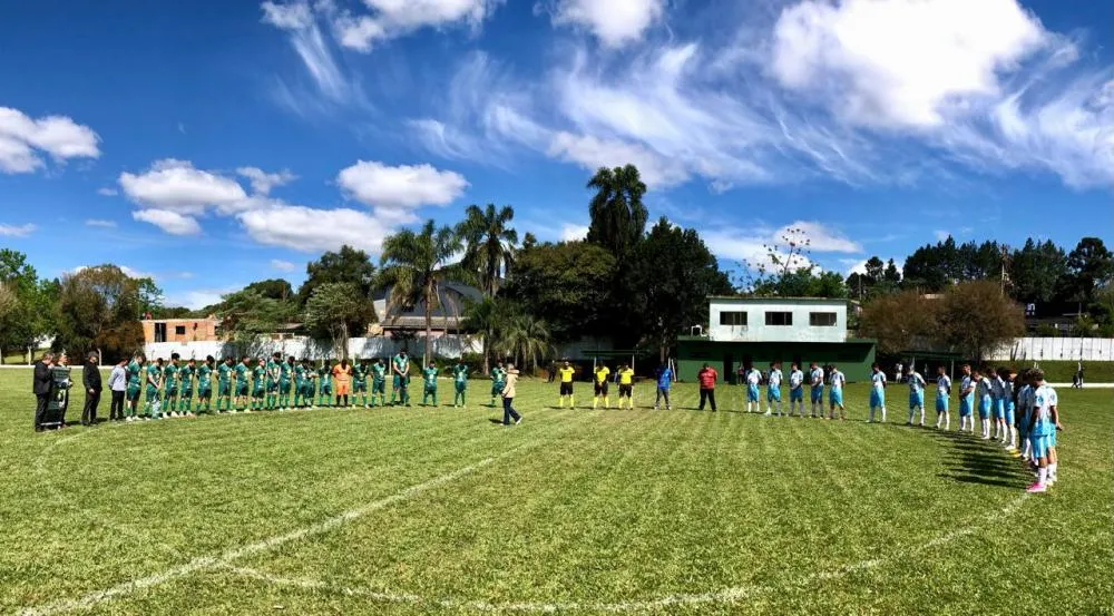 Rodadas acontecerão aos domingos, sempre com dois confrontos no Estádio Municipal Ouro Verde (Foto: Diones Roberto Becker)
