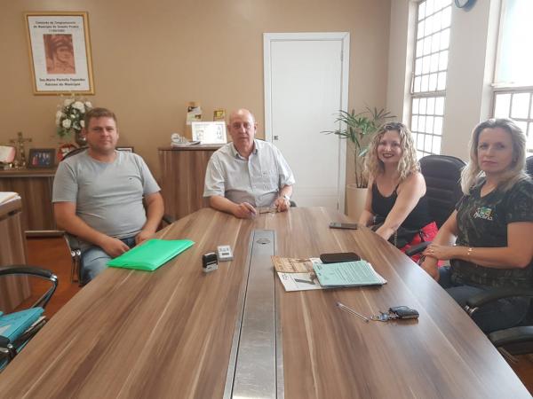 Encontro que debateu a participação da prefeitura de Tenente Portela no projeto (Foto: Divulgação/ASCOM Tenente Portela)
