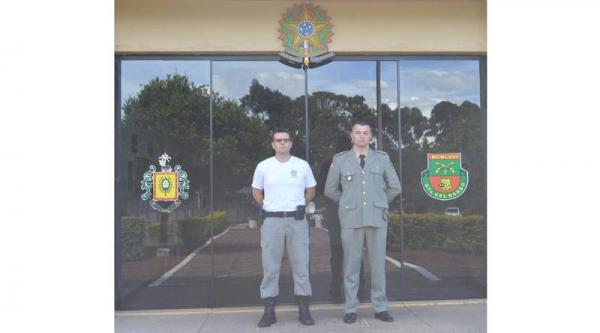 Capitão Andrighetto recepcionou o Tenente Erhart em Três Passos (Foto: Divulgação)