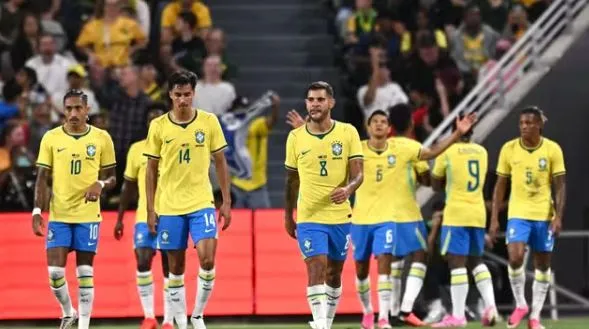 Brasil fica no empate com a Austrália e deixa a desejar na estreia do novo ciclo