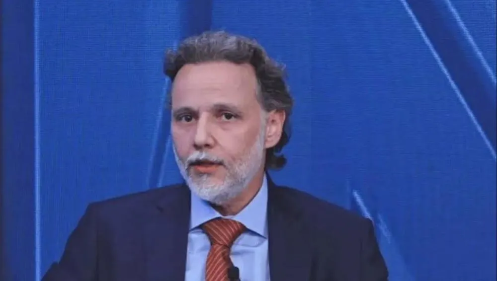 Marco Aurélio de Carvalho, advogado de Lulinha. (Foto: Reprodução / CNN)