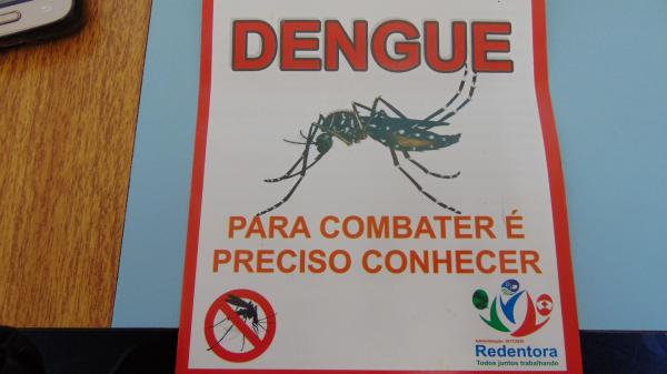 Objetivo é impedir a presença do mosquito transmissor da dengue, zika e chikungunya (Foto: Divulgação/ASCOM Redentora)