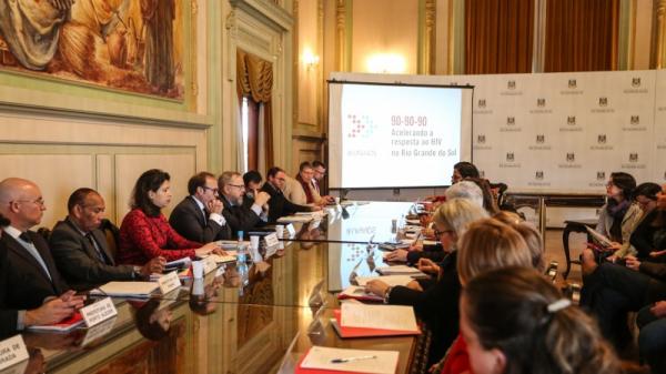 GT Unaids se reuniu pela primeira vez fora de Brasília (Foto: Juliana Baratojo/Palácio Piratini)