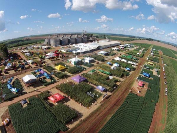 Evento ocorre no campo experimental da Cotricampo em Campo Novo (Foto: Drone/A voz do Campo)