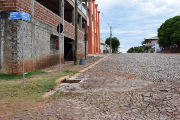 Obras de drenagem pluvial já foram concluídas na Rua Irapuã (Foto: Divulgação/ASCOM Tenente Portela)