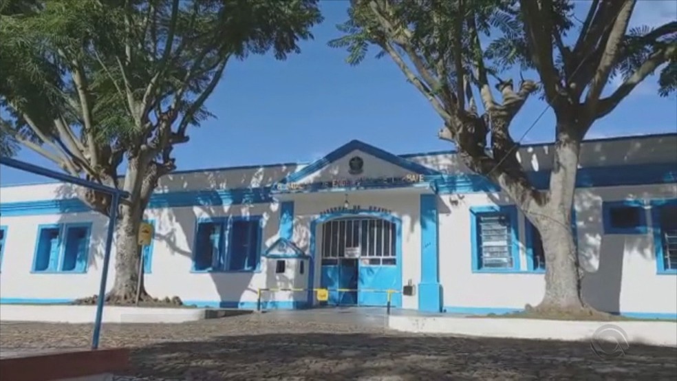 Suspeita de agressão contra jovem militar será investigada pela Justiça Militar (Foto: Reprodução/RBS TV)
